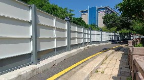 市政、項(xiàng)目、施工、建筑圍擋使用注意事項(xiàng)【旭東圍擋廠(chǎng)家】