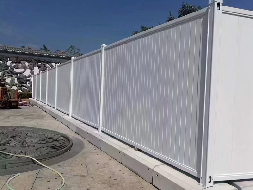 深圳寶安工地500㎡PVC圍擋當天送達，旭東圍擋批發(fā)讓采購更省心！